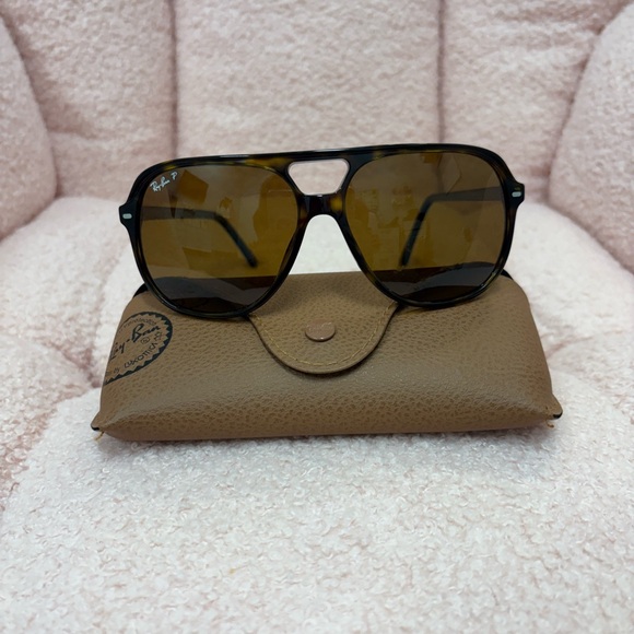 Ray-Ban Black and Brown Aviator Sunglasses - Picture 1 of 1